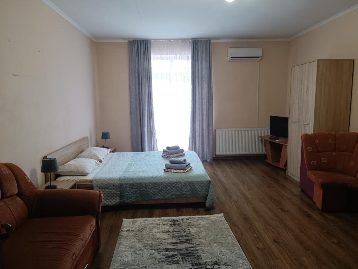Apartments Domovik Parkaniya, 2A Mukacheve Phòng bức ảnh