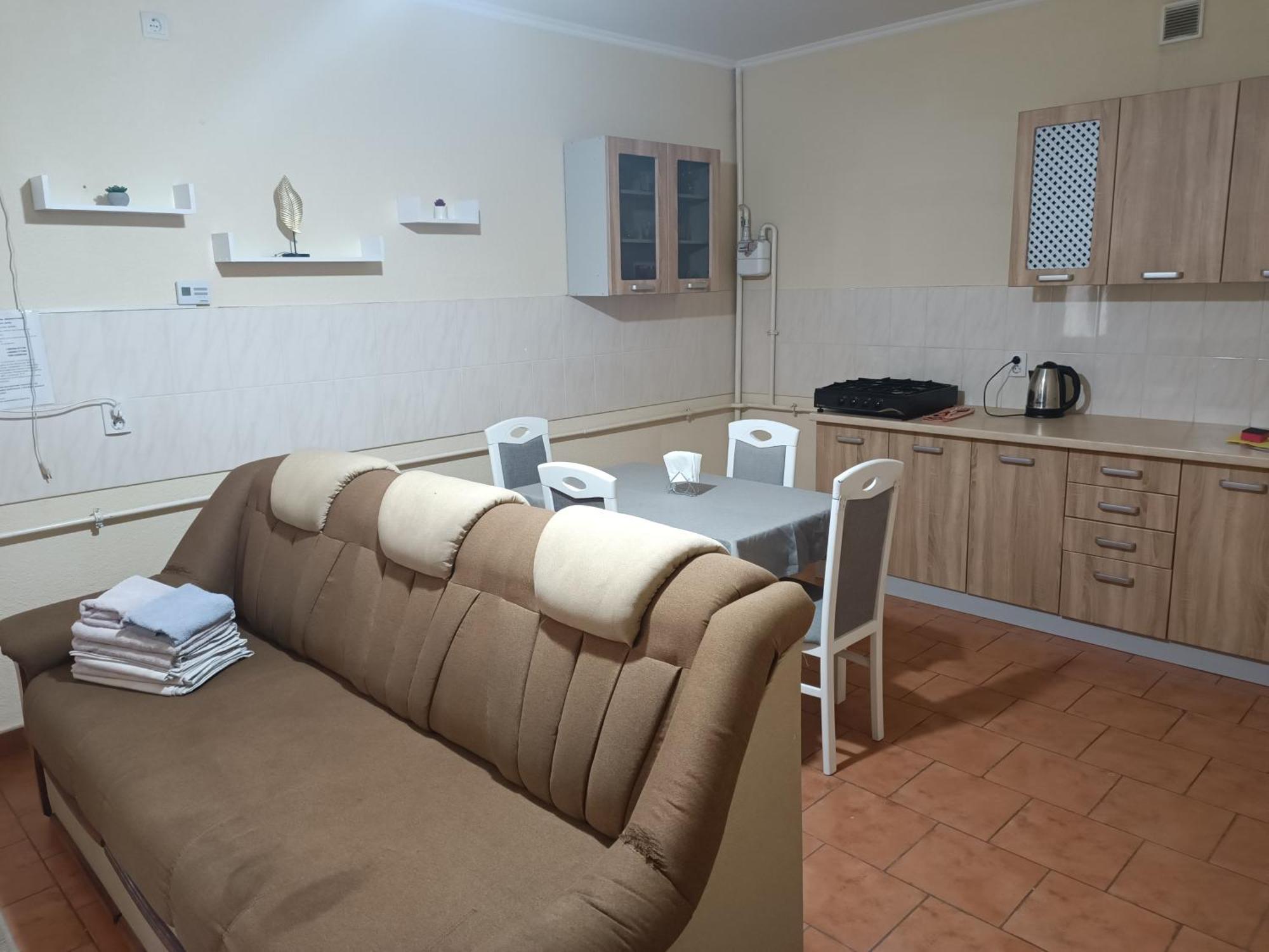 Apartments Domovik Parkaniya, 2A Mukacheve Phòng bức ảnh