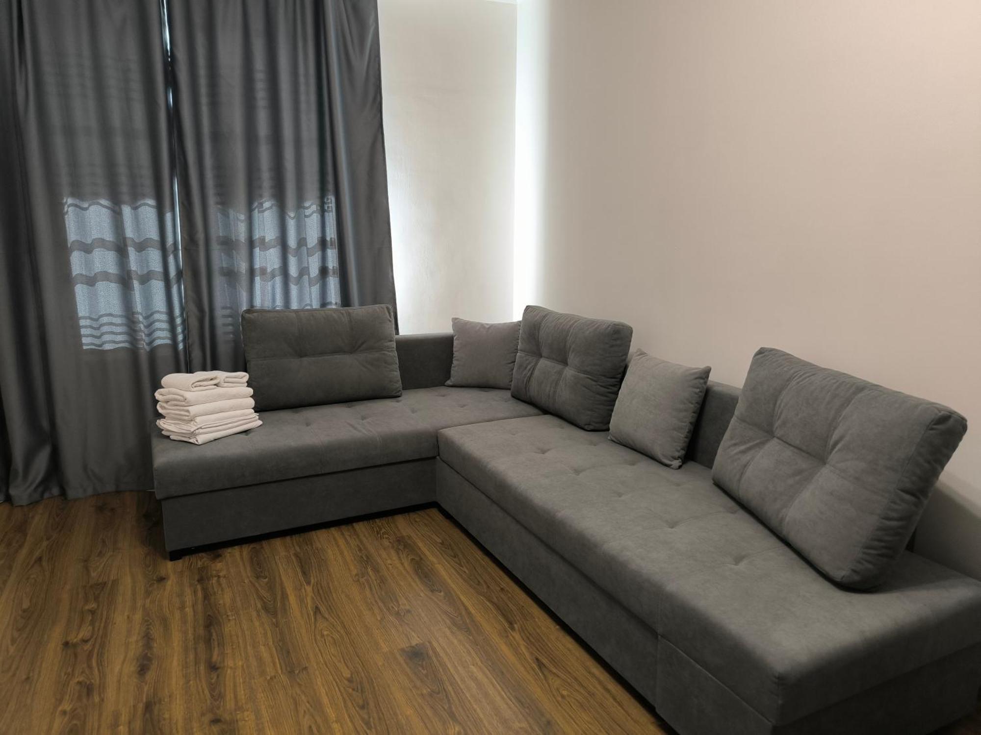 Apartments Domovik Parkaniya, 2A Mukacheve Ngoại thất bức ảnh