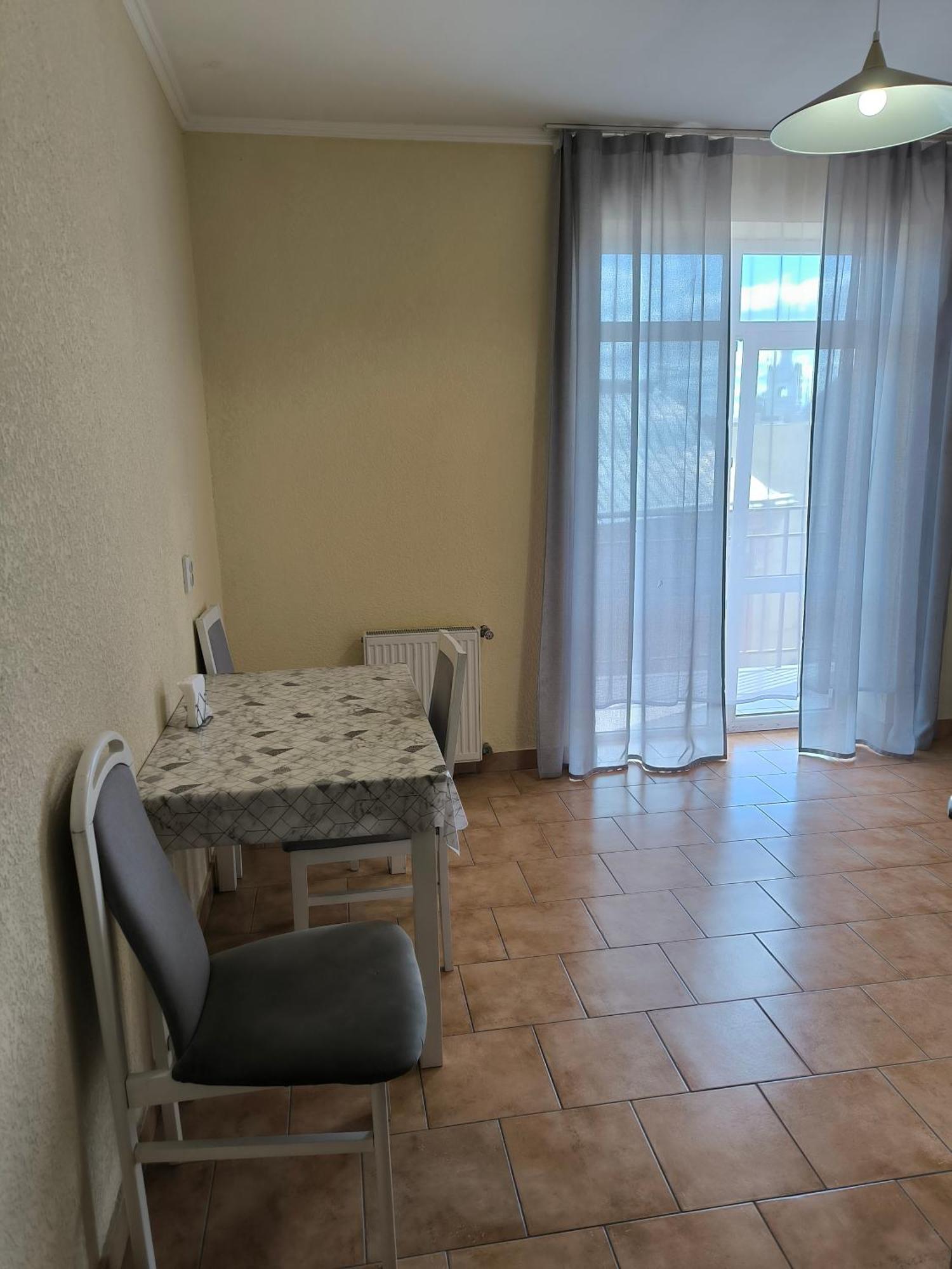 Apartments Domovik Parkaniya, 2A Mukacheve Ngoại thất bức ảnh