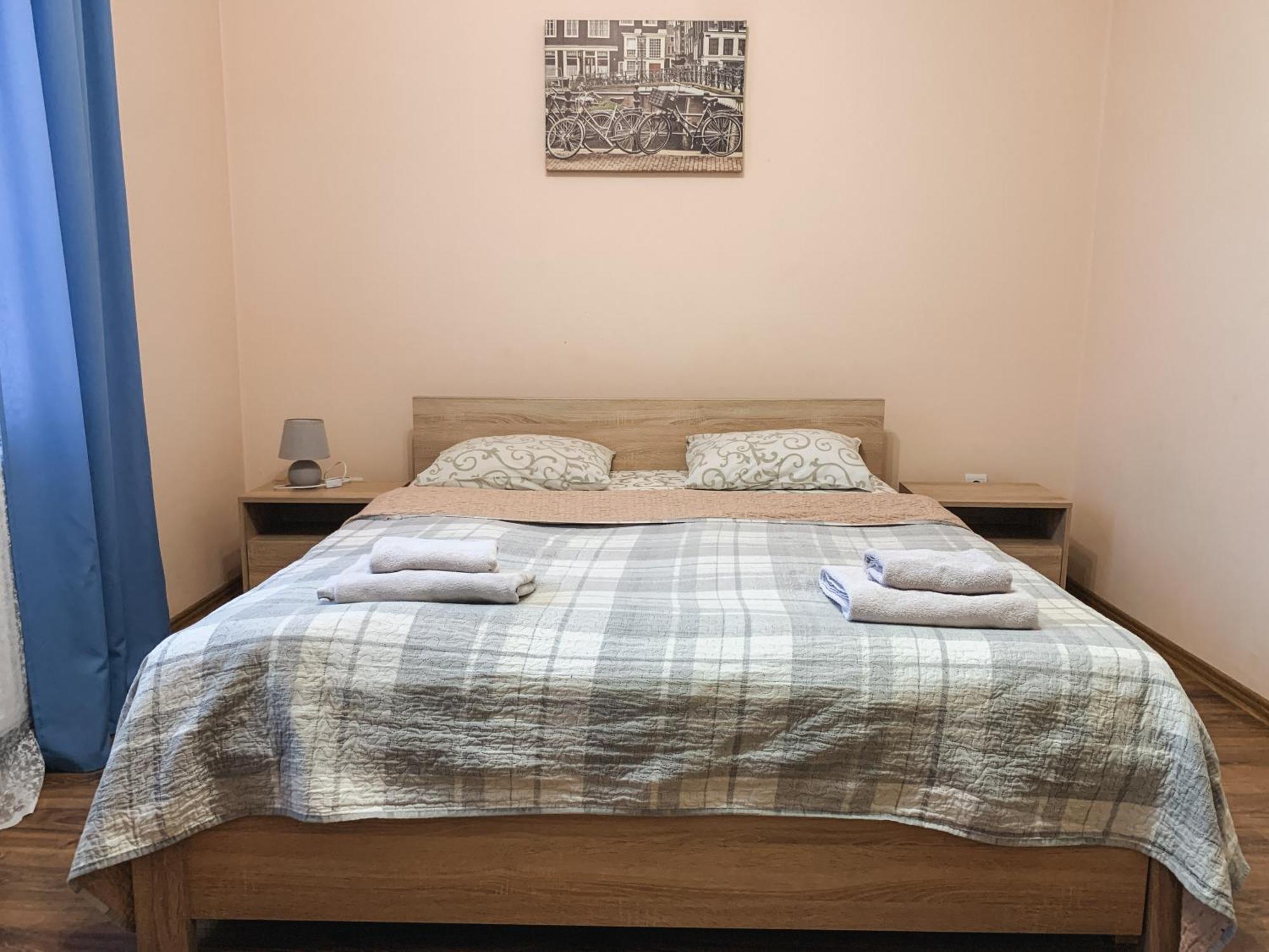 Apartments Domovik Parkaniya, 2A Mukacheve Ngoại thất bức ảnh