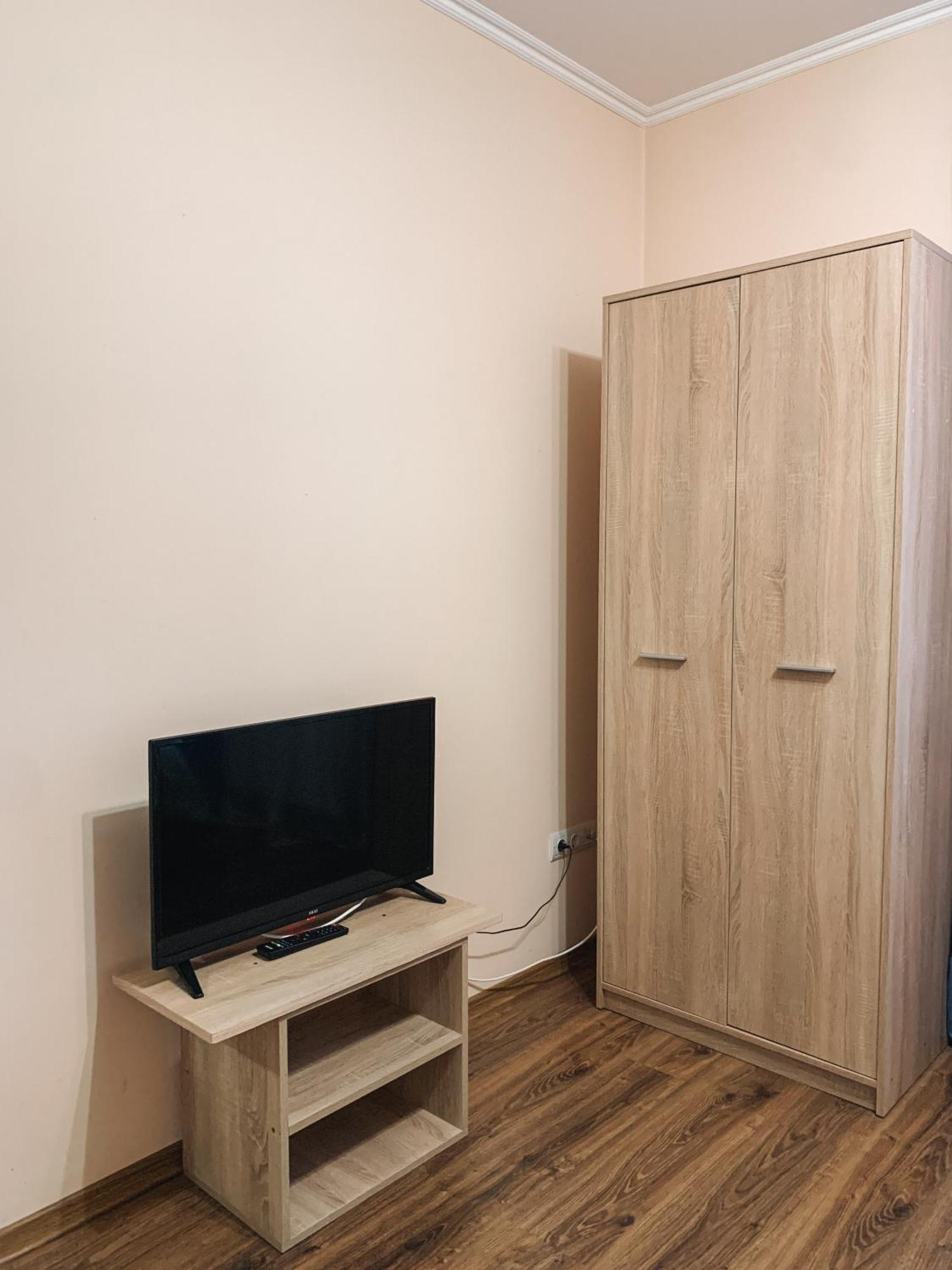 Apartments Domovik Parkaniya, 2A Mukacheve Ngoại thất bức ảnh
