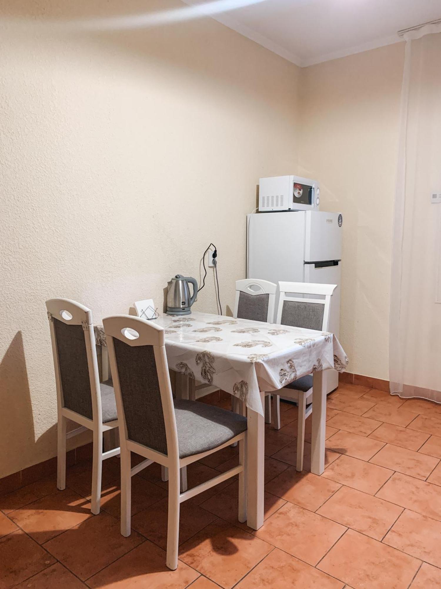 Apartments Domovik Parkaniya, 2A Mukacheve Ngoại thất bức ảnh