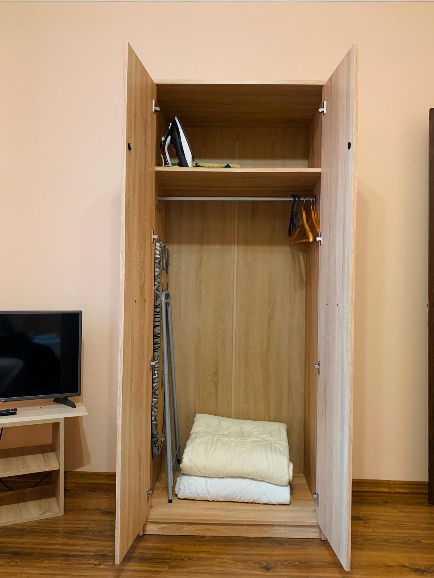 Apartments Domovik Parkaniya, 2A Mukacheve Ngoại thất bức ảnh